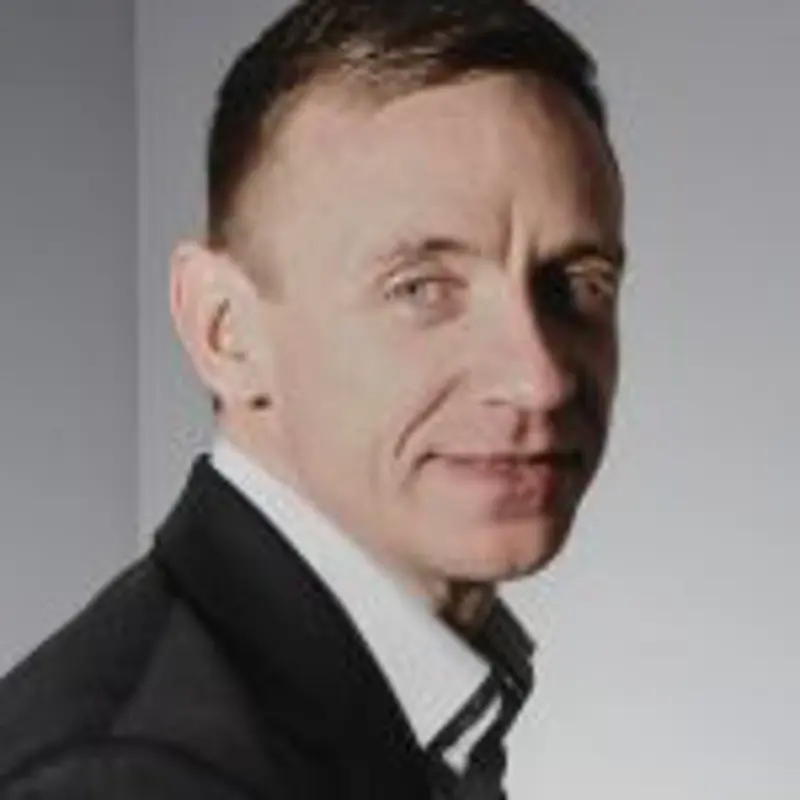 Image of Dan Robertson