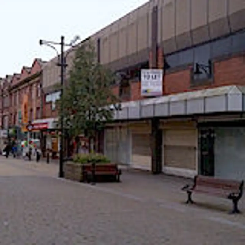 Retail - High Street